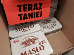 Kostka masła tańsza niż bułka. Co naprawdę stoi za promocjami w dyskontach?