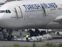 Zapalił się samolot Turkish Airlines. Ewakuacja pasażerów i zamknięte lotnisko