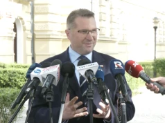 Nerwowo z rana! Czarnek odpalił się na konferencji, wystarczyły TE pytania. „Robicie to z własnej woli?”