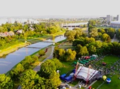 Wrocław pije kawę nad samą Odrą, Rzeszów mija Wisłok na rowerze. Czas to zmienić?