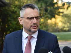 KO nie miała litości dla Lenza. Senator wyrzucony z partii po aferze w szpitalu