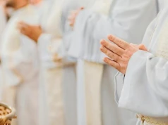 Ile kosztuje przyjęcie komunijne? Średni rachunek może zaskoczyć