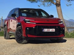 Nowa Toyota RAV4 wjeżdża do Polski. Już teraz masz okazję poznać ją bliżej