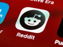 Koniec z przeglądaniem Reddit w przeglądarce. Serwis zaczął wymagać pobrania aplikacji