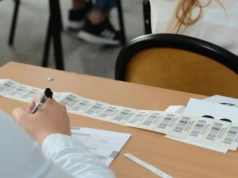 Egzamin ósmoklasisty 2026 z matematyki. Arkusz CKE i odpowiedzi już dziś