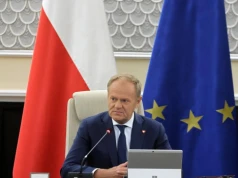 Tusk wzywa do pilnego rozporządzenia ws. transkrypcji aktów małżeństw jednopłciowych. "To nie droga do adopcji"