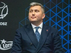Pustki na spotkaniu z Piesiewiczem. Opozycja zbojkotowała zebranie PKOl-u