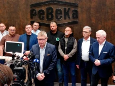 Strajku nie będzie! Zarząd PeBeKa dogadał się ze związkowcami