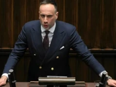 Janusz Kowalski zakiwał PiS ws. kryptowalut. I wepchnął w spór z Morawieckim i Nawrockim
