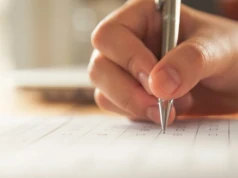 Na egzaminie ósmoklasisty z matematyki obliczenia na liczbach rzeczywistych, figury i bryły