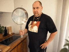 Wini kupił nową patelnię i prosi widzów o porady