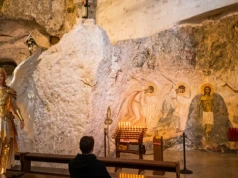 Odwiedziliśmy Grotę św. Michała Archanioła. Posługują tu polscy księża michalici.