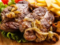 Marynuję w nich karkówkę i piekę. Mięso jest delikatne, soczyste i po prostu rozpływa się w ustach