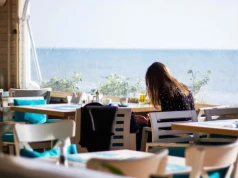 Kolejne ograniczenia w UE. Od sierpnia zakaz, który uderzy w bary i restauracje
