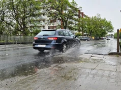 Pogodowe all inclusive w Łódzkiem. W pakiecie deszcz, grad i burze
