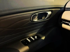 Cena 119 890 zł za 262-konnego SUV-a stała się faktem. Obejmuje nawet napęd plug-in