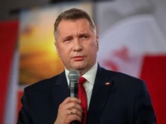 "Dwa oblicza Czarnka". Taką ma polityczną strategię