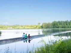 Przejazd przez wodę i korony drzew. Rowerowy raj w europejskim kraju