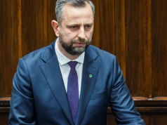 Wstrzymają przerzut 4 tys. żołnierzy USA do Polski?! Szef MON zabiera głos w środku …