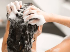 Ten szampon naszpikowany biotyną jest mocny jak wcierki. "Nigdy nie miałam tyle baby hair"