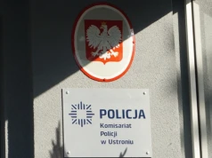 Znalazła torbę z ponad 2600 zł i dokumentami. Uczciwa postawa pracownicy sklepu w Ustroniu