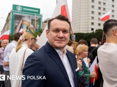 Dlaczego eurodeputowany z PiS grozi pozwem Keirowi Starmerowi?