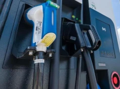 Rząd: budujemy elektryczny samochód. Również rząd: nie umiemy ładowarki postawić