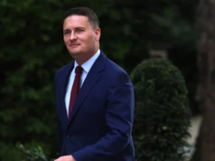 Dymisja w brytyjskim rządzie. Ważny minister rezygnuje z urzędu