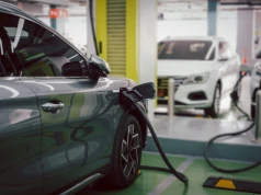 Biznes przesiada się do elektryków, a infrastruktura ładowania zostaje w tyle