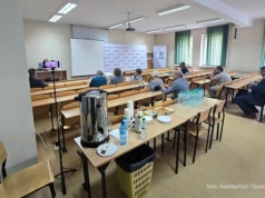 Kolejna pseudo konferencja w Akademii Piotrkowskiej
