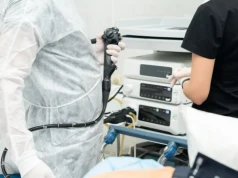 Termin kolonoskopii przesunięto o trzy lata. RPO interweniuje w sprawie limitów w nadywkonaniach