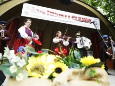 Folklor Ziemi Świętokrzyskiej zakróluje w Busku-Zdroju