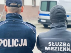 Ministerstwo chce zmienić zasady mieszkaniówki? Mundurowi grożą protestem