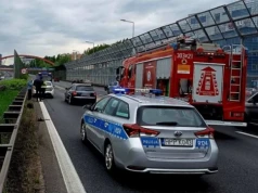 Pijana kobieta przechodziła przez autostradę A4 w Katowicach. Została potrącona