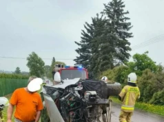 Niebezpiecznie na zakręcie. Kierowca stracił panowanie nad autem