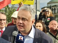 "Nie będą mogli być w policji". Sakiewicz mocno o funkcjonariuszach, którzy wtargnęli do jego mieszkania