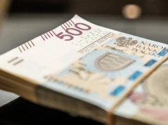 Nawet 100 tys. zł od ZUS. Polacy nie wiedzą, bez wniosku pieniądze przepadną
