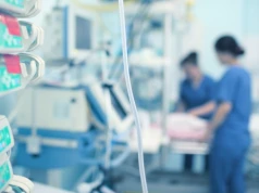 Rządowa klinika poszukuje pielęgniarek do pracy. Taką wypłatę oferuje "na rękę", są też inne benefity