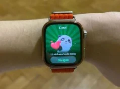 Panda i pomarańczowy pasek. HUAWEI WATCH FIT 5 Pro a codzienność