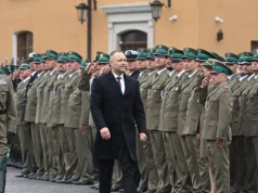 ​"Murem za mundurem". Nawrocki zwrócił się do strażników granicznych