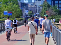 Masa pieniędzy leży w Polsce odłogiem. "Hamujemy rozwój"