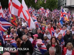 Dziesiątki tysięcy ludzi przybywają do Londynu na rywalizujące protesty