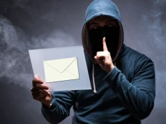 Posiadacze portfeli kryptowalutowych dostają na adres domowy papierowe listy. To oszustwo. Skąd mają nasze dane?