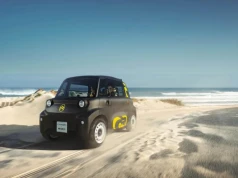 Citroën Ami Rip Curl pojawił się na plażach we Włoszech. Rusza sezon surfingu