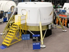 NASA trenuje powrót na Księżyc w makiecie Blue Origin
