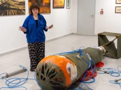 Czterdzieści trzy sekundy do katastrofy. Niezwykła instalacja artystyczna pojawiła się w Chojnicach