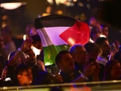 Protest na Eurowizji. Podczas występu Izraela rozwinięto flagę