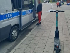 Pijany 17-latek szalał hulajnogą. Kontrola zakończyła się mandatami