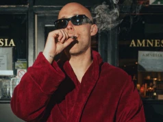 Nowy Polak: „Mam szlafrok jak Hugh Hefner”