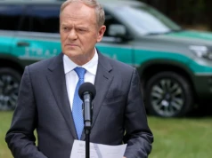 "Coraz gorzej z nimi". Tusk wściekły na Nawrockiego i Kaczyńskiego